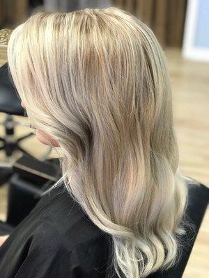 Beautiful blonde by Kimberly