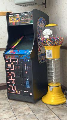 PAC man arcade game and gumball machine