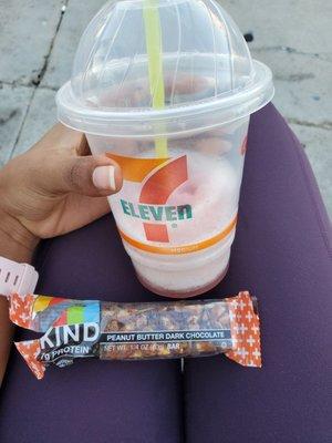 Small icee & Kind bar