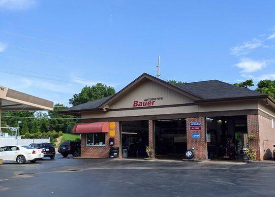 Bauer Automotive