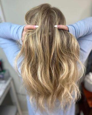 Best organic salon near me, best organic highlights near me, best salon near me, best blowdry near me