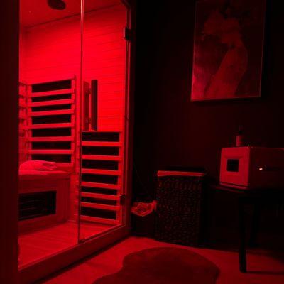 Himalayan salt infrared sauna.