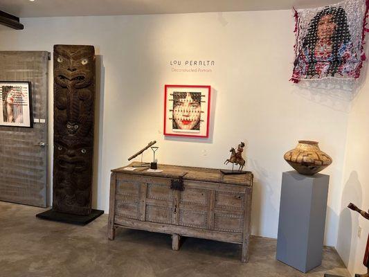 Amazing photography and antiques!  Obscura Gallery is a must see when visiting Santa Fe.