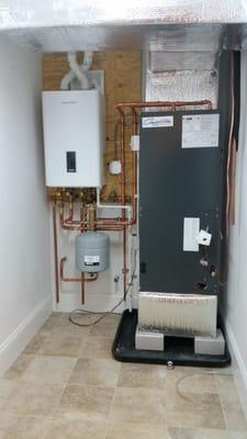 Complete install on hydronic unit and high quality boiler