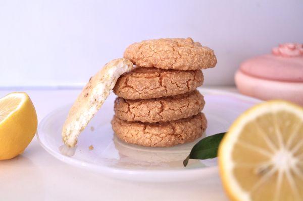 Límo Zest Macaroons- Gluten Free & Dairy Free