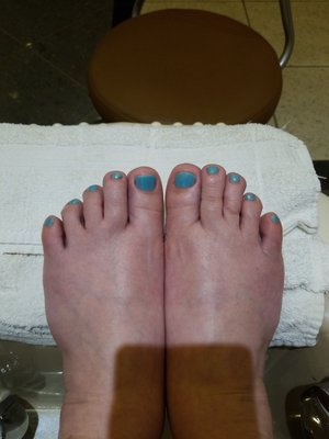 Absolutely love my toes.  Annie and Lynn did a wonderful job.