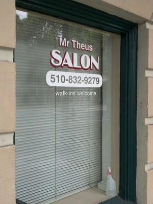 Mr Theus Salon