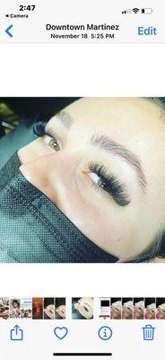 Offering classic, hybrid, volume and mega volume lashes.