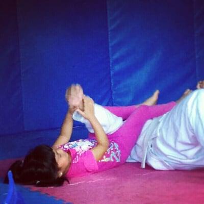 Baby arm bar!