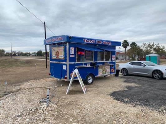 Perfect place for a C-19 meal, grab and go.