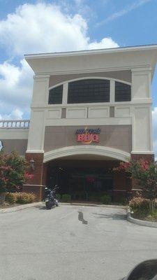 Front door of Hunter's BBQ, Lenoir City, TN