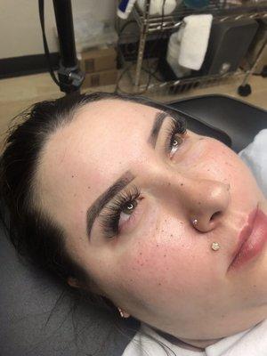 Hybrid Lash Extensions & Brows