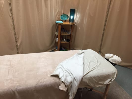 Massage table and room