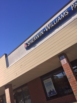 Sherwin-Williams Paint of Braintree -- 244 Grove Street, Braintree             Storefront