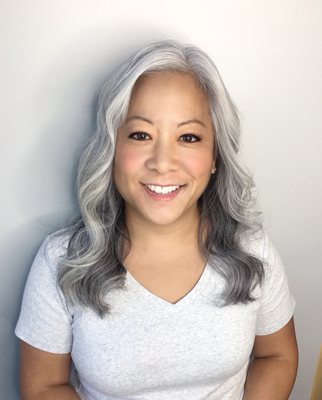 Style: Natural silver color, cut and blow dry