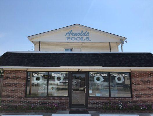 Arnold's Pools