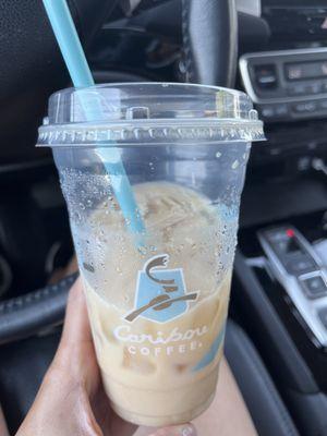 Iced vanilla latte