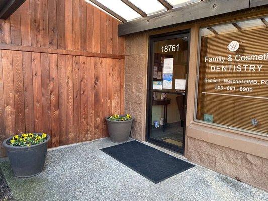 Welcome to Weichel Dental.