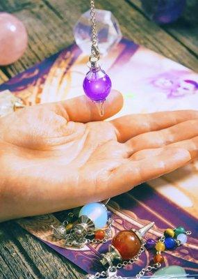 Psychic, intuitive readings