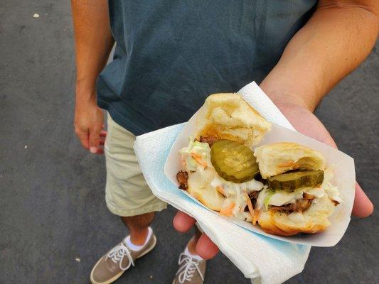 Pulled pork sliders on hawaiian bread rolls. Excellent!