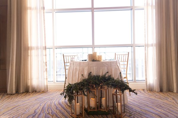 Winter Minimalist Wedding