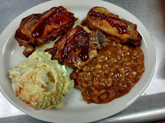 One of our specials that we offer about twice a month are our mouth watering country style ribs!