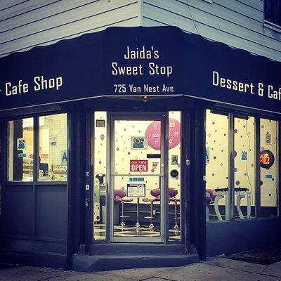 Jaida's Sweet Stop, your one stop shop for your favorite goodies, coffee and shakes