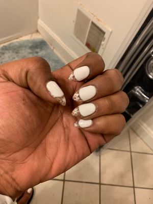 Reverse manicure