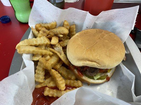 Jumbo bacon cheeseburger & Fries