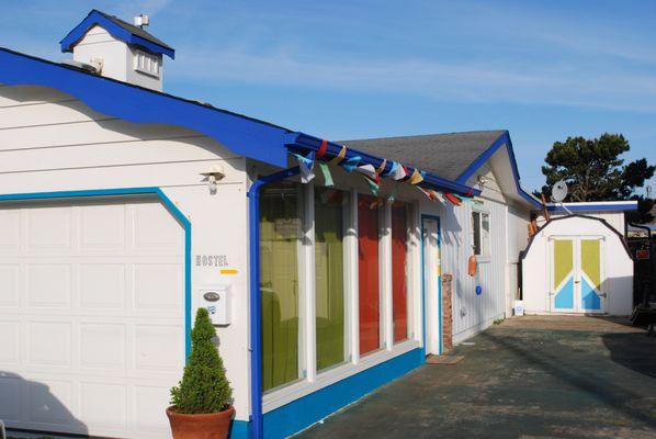 Welcome to our hostel!  (Driveway and entry door)