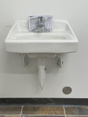 ADA compliant lavatory sink