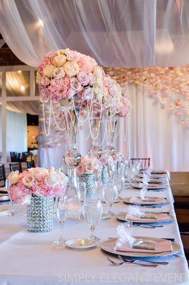 Beautiful Blush & Gold table setup at White Room St. Augustine