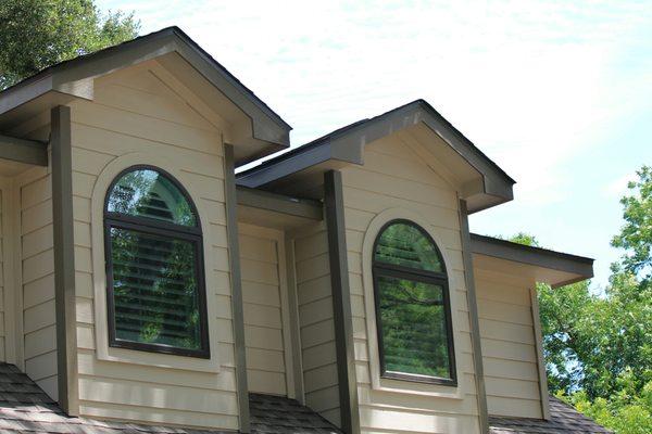 Beautiful Windows and gorgeous James Hardie Siding installed by true craftsman at Home Exterior Systems