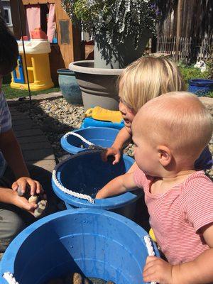 Finding unique rocks by washing them in water!