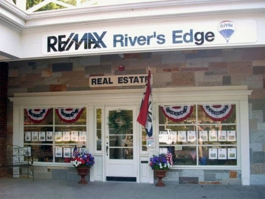 RE/MAX River's Edge