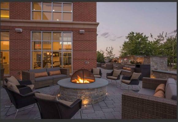 Outdoor Firepit Homewood Suites Charlottesville, VA