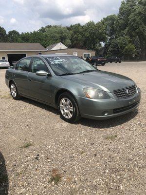 2005 Nissan Altima $2,995