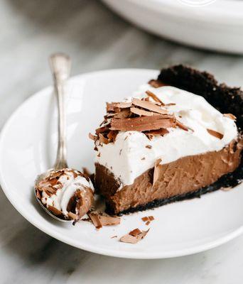 Silky Smooth Chocolate Mousse Pie