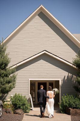 Cape Horn estate - Grange Hall. Photo by Pacific Northwest Imagery