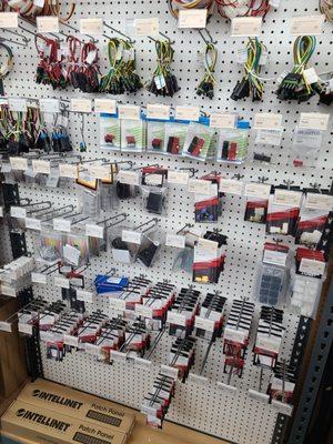 We carry a wide variety of multi conductor plugs in either pre-wired or DIY kits.