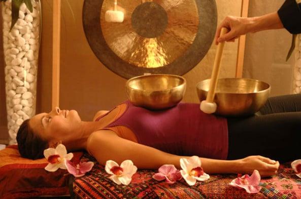 Sound therapy & singing bowl ritual by Katarina