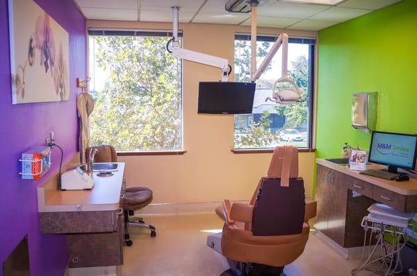 Experience the difference in dental care in a comfortable and relaxed environment.