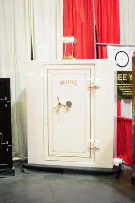 Ivory/Gold Safe 3 spoke handle Digital Lock.