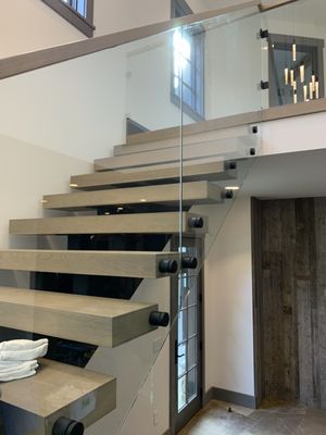 Glass handrails