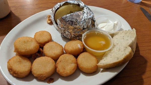 Scallops with baked potato