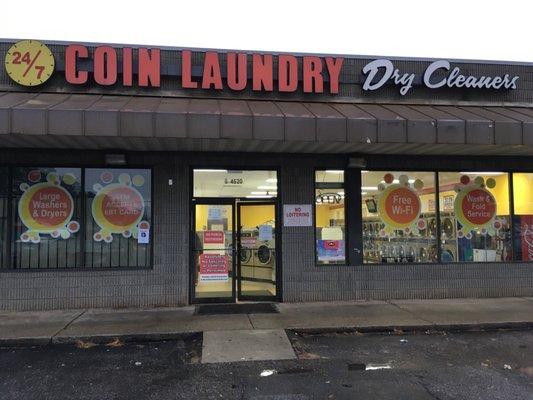 24/7 Coin Laundry