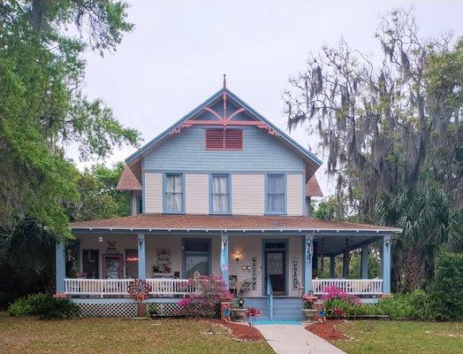 Sweet Tea Cafe Historic Deland. Home built in 1883. Formerly The Deland Country Inn.