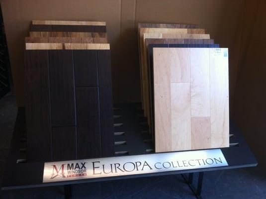 Slotted Flooring DIsplay