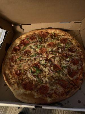 Deluxe / combo pizza