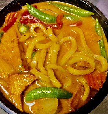 Curry udon noodles